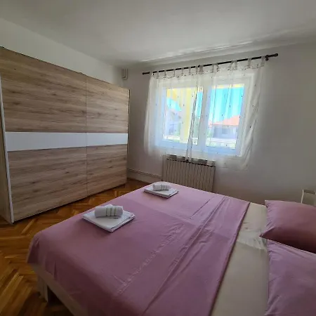 Apartment Ivana *