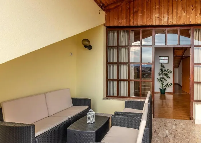 Ivana דירה זאדאר